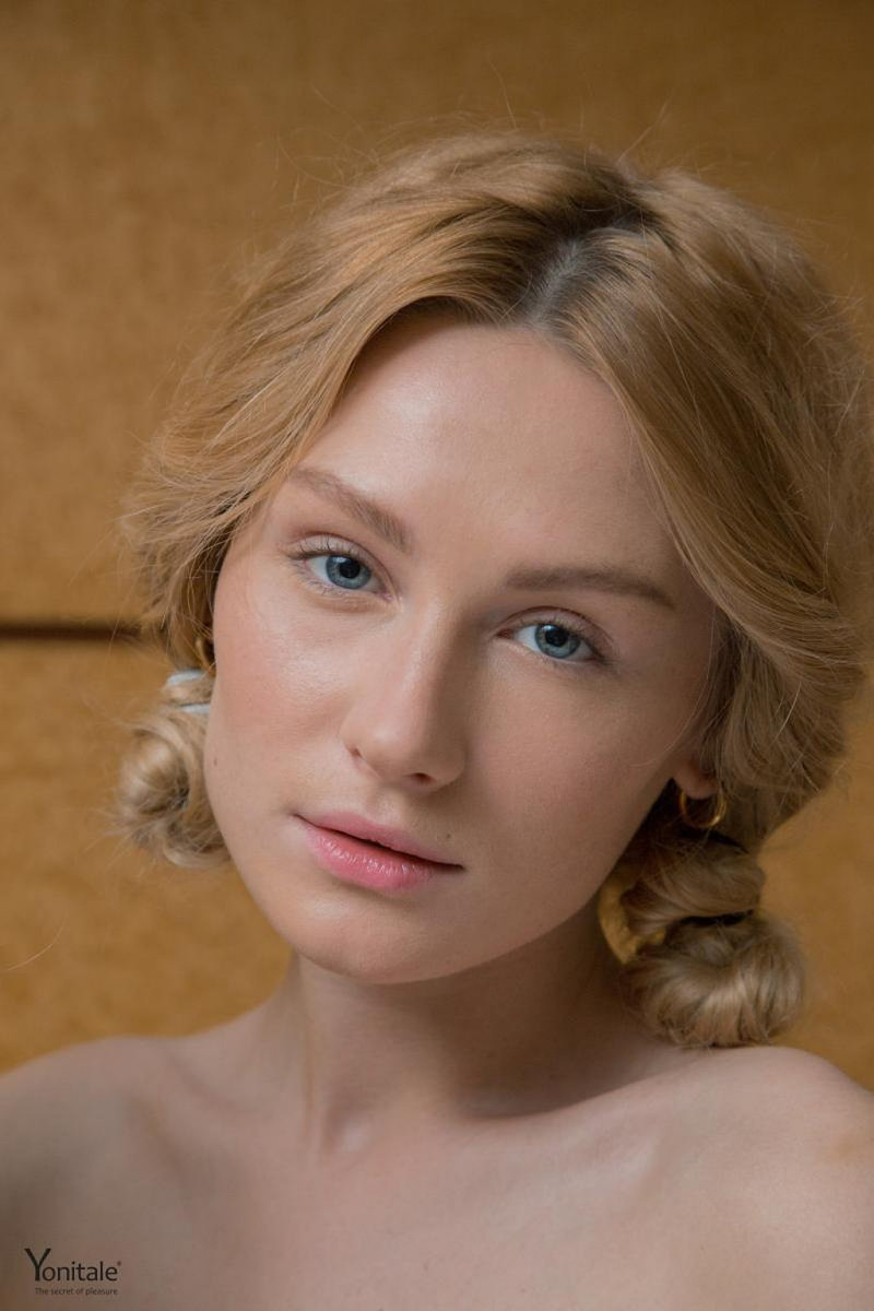 Марина, 19